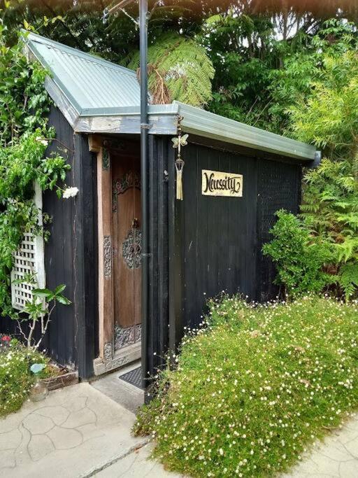 Warm Earth Cottages Aongatete Ngoại thất bức ảnh